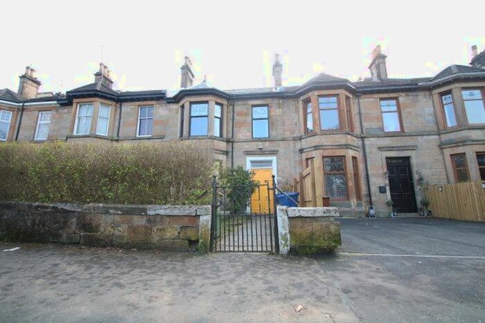 3 Bedroom Flat To Rent In Broomfield Road, Glasgow, G21