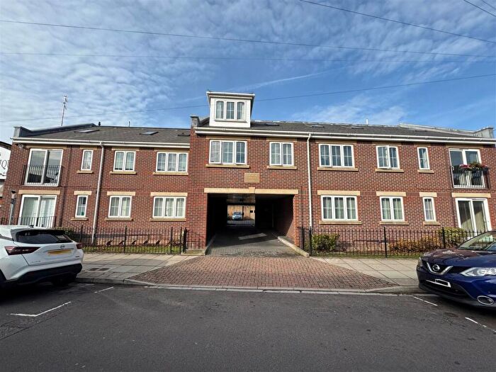 2 Bedroom Apartment To Rent In George Court Exmouth Road Southsea Hampshire, PO5
