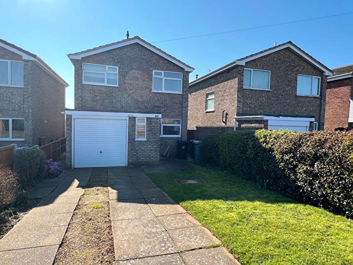 3 Bedroom Flat To Rent In Hedgefield Road, Barrowby, Barrowby, Grantham, NG32