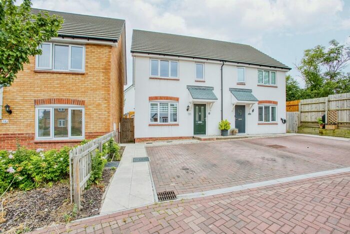 2 Bedroom Semi-Detached House For Sale In Orchard Close, Puriton, Bridgwater, TA7