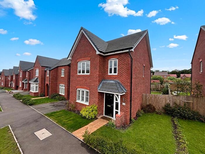 4 Bedroom Detached House To Rent In Oakley Road, Kenilworth, CV8