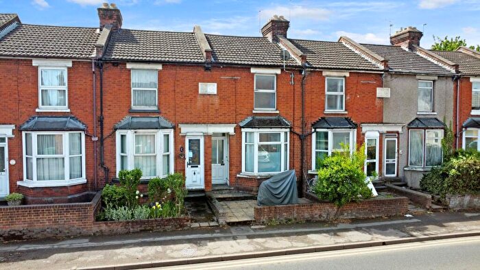 3 Bedroom Terraced House For Sale In Sheals Crescent, Maidstone, ME15