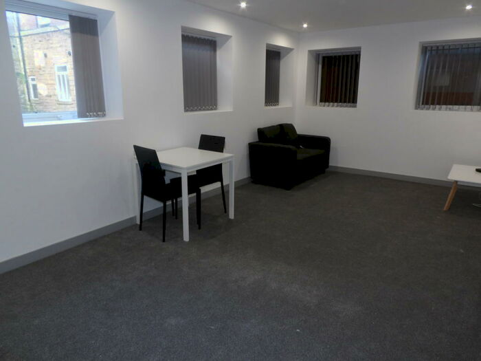 1 Bedroom Apartment To Rent In Newspaper House, BB1
