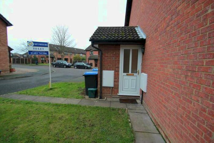 1 Bedroom End Of Terrace House To Rent In Goldsworth Park, GU21