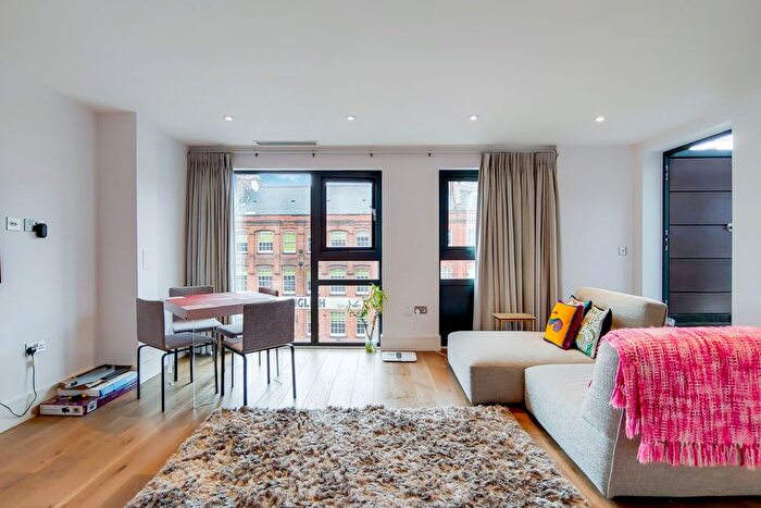 2 Bedroom Flat To Rent In Camden High Street, Camden, London, NW1