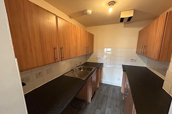 2 Bedroom Flat To Rent In Dalry Road, EH11