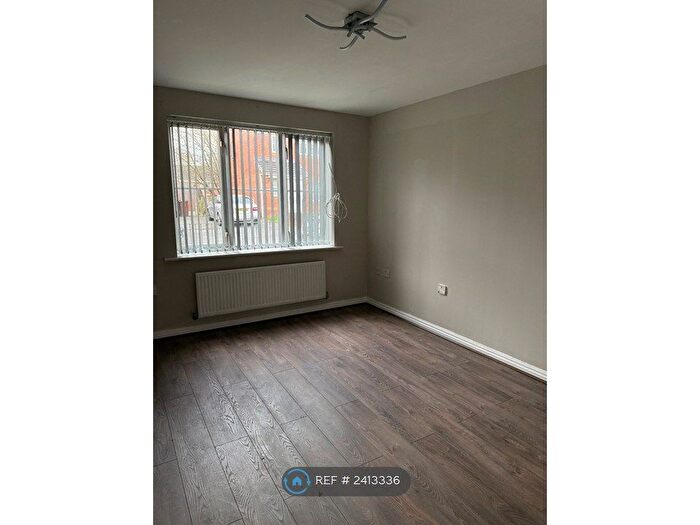 3 Bedroom Terraced House To Rent In Stonefield Drive, Manchester, M8