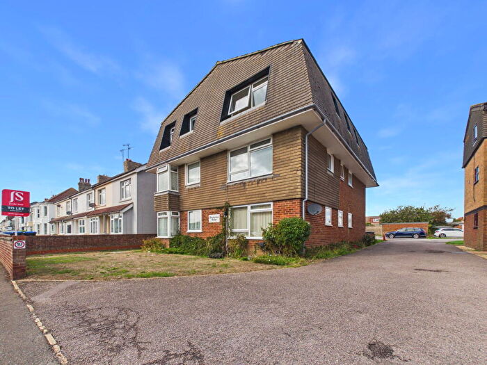 1 Bedroom Flat For Sale In Katherines Lodge -, Penhill Road, Lancing, BN15