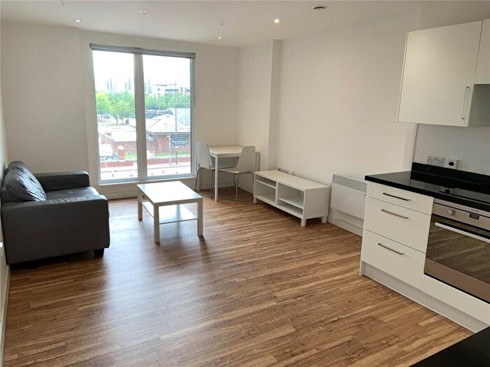 2 Bedroom Flat To Rent In The Exchange, Elmira Way, Salford Quays, Greater Manchester, M5