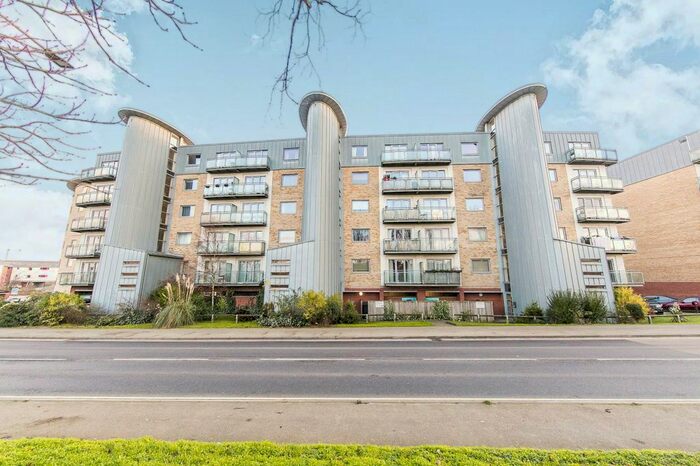2 Bedroom Flat To Rent In Wherstead Road, Ipswich, IP2