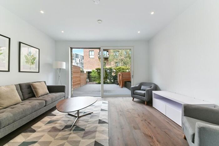 3 Bedroom Terraced House For Sale In Wansey Street, London, SE17