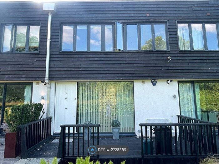 3 Bedroom Terraced House To Rent In Old Mill Close, Uxbridge, UB8