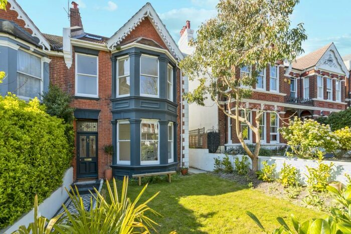 5 Bedroom Semi-Detached House To Rent In Stanford Avenue Brighton, BN1