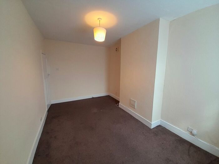 1 Bedroom Flat To Rent In London, Stratford, E15