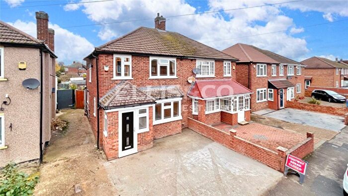 3 Bedroom Semi Detached House To Rent In Warley Road, Hayes, UB4