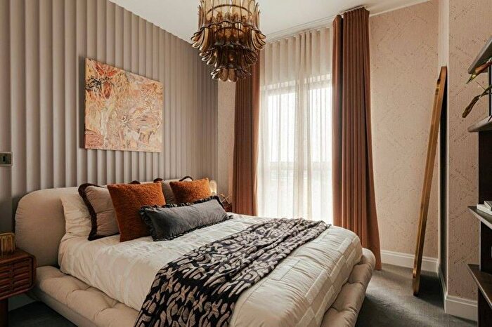 2 Bedroom Flat For Sale In Camden Goods Yard, Camden, NW1