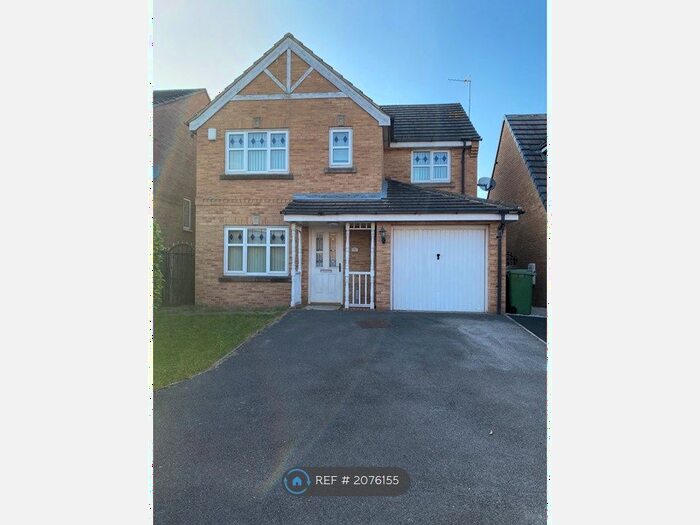 4 Bedroom Detached House To Rent In Merefield Way, Glasshoughton, Castleford, WF10