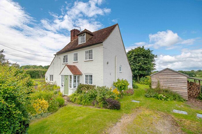 4 Bedroom Detached House For Sale In Stalisfield Green, Stalisfield Green, ME13