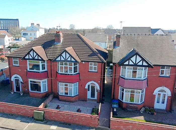 3 Bedroom Semi-Detached House For Sale In Sandbeck Road, Doncaster, DN4