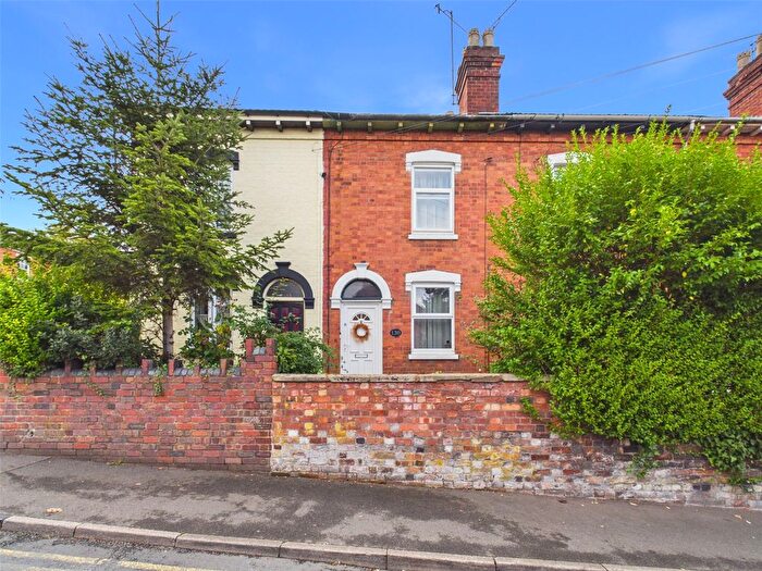 2 Bedroom Terraced House For Sale In Wylds Lane, Worcester, Worcestershire, WR5
