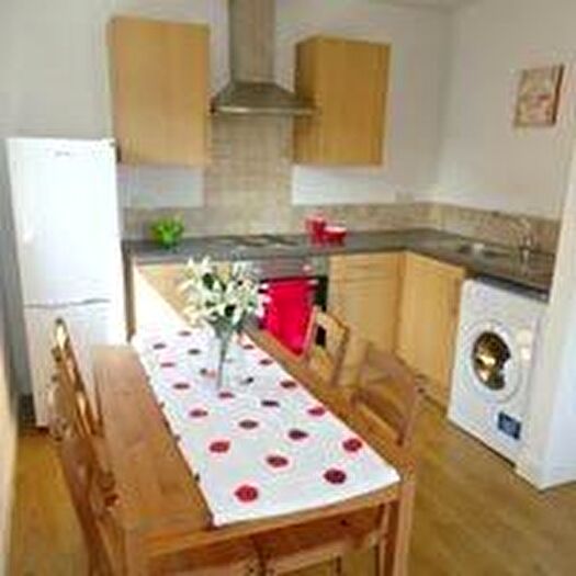 1 Bedroom Flat To Rent In Blackweir House, Cathays, Cardiff, CF10