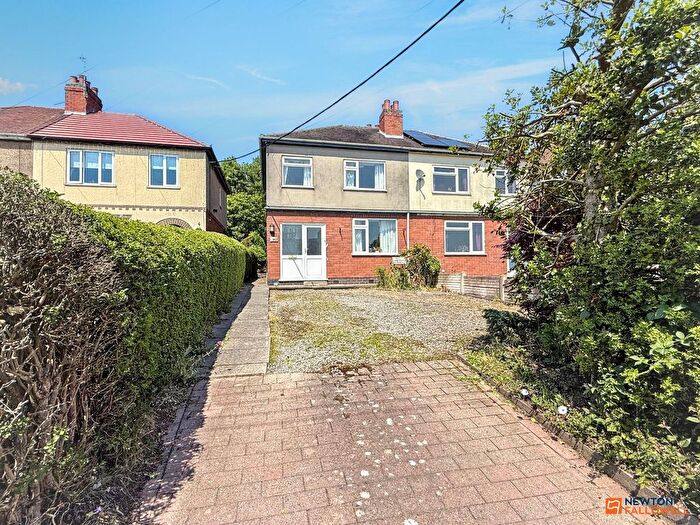 3 Bedroom Semi-Detached House For Sale In Pretoria Road, Ibstock, LE67