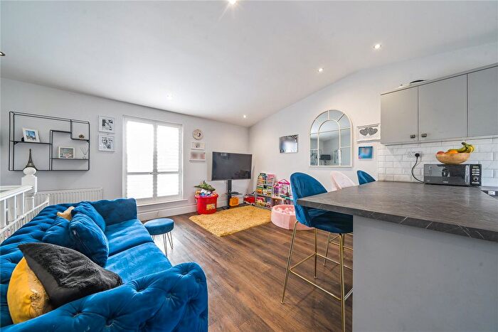 2 Bedroom Terraced House For Sale In Shorediche Close, Ickenham, Uxbridge, UB10