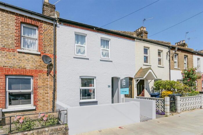 2 Bedroom Terraced House To Rent In Felix Road, London W13