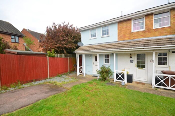 2 Bedroom End Terrace House To Rent In Highridge, Kent, Gillingham, ME7