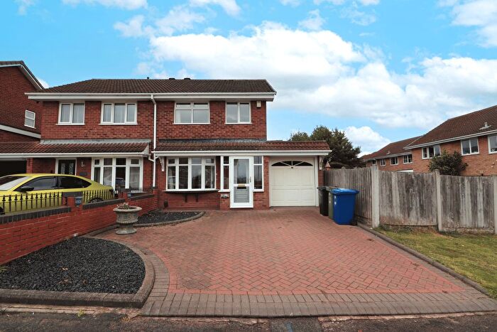 3 Bedroom Semi-Detached House To Rent In Sandpiper, Wilnecote, Tamworth, B77