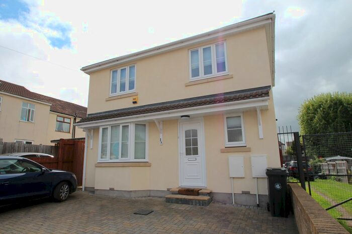 2 Bedroom Detached House To Rent In Bude Avenue, St George, Bristol, BS5