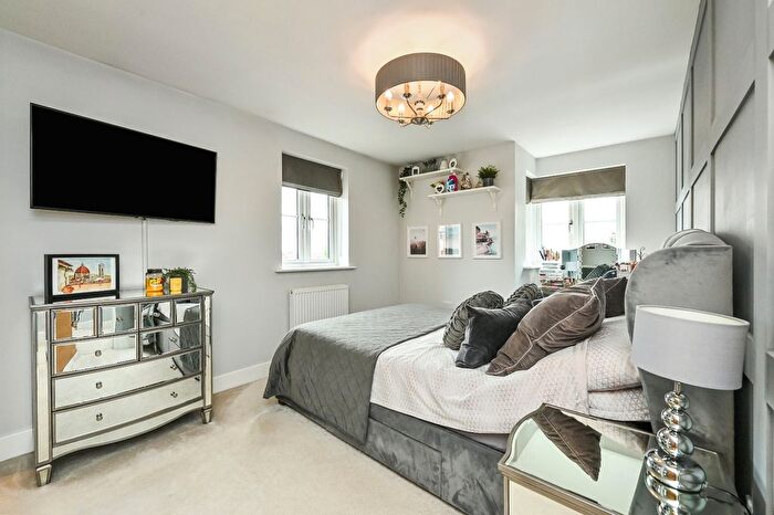 4 Bedroom Detached House For Sale In Motley Gardens, Alton, Hampshire, GU34