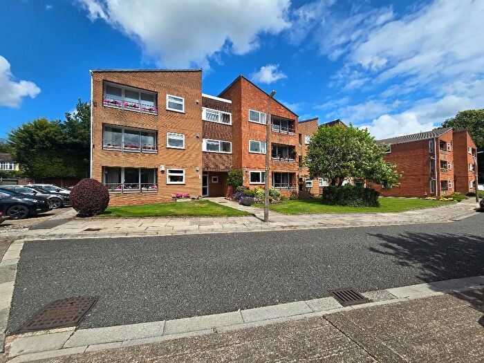 2 Bedroom Flat To Rent In Martindale Road, Allerton, Liverpool, L18