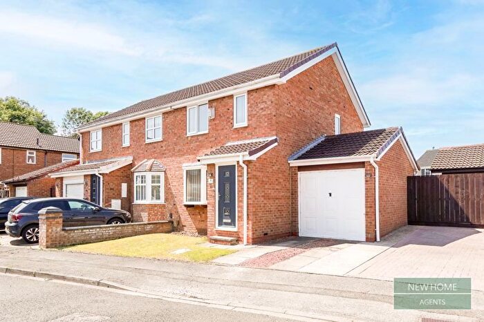 3 Bedroom Semi-Detached House For Sale In Hetton Close, Billingham, TS23