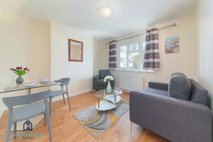 2 Bedroom Flat To Rent In Wilton Road, London, N10