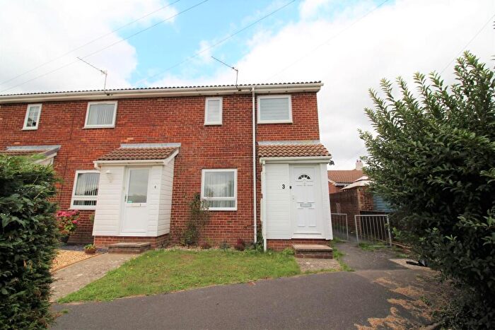 3 Bedroom End Of Terrace House To Rent In Thurmell Close, Southampton, SO30