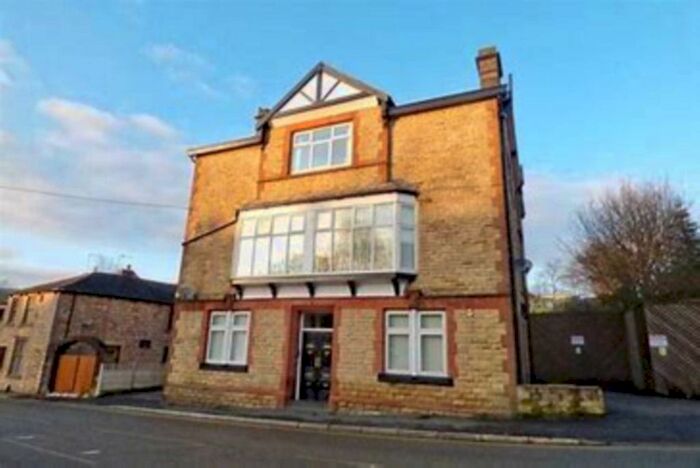 2 Bedroom Flat To Rent In Micklehurst Road, Mossley, OL5