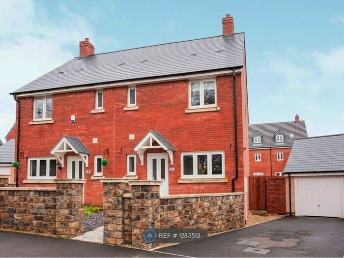 3 Bedroom Semi-Detached House To Rent In Trem Gwlad Yr Haf, Coity, Bridgend CF35
