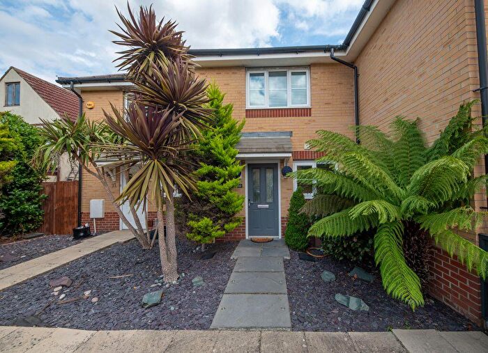 2 Bedroom Terraced House To Rent In The Fairways, Portsmouth, PO6