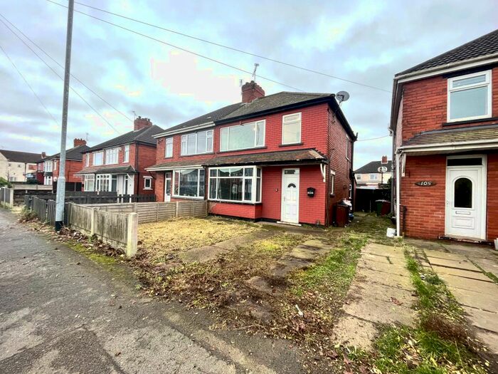 3 Bedroom Semi-Detached House To Rent In Rowland Road, Scunthorpe, DN16