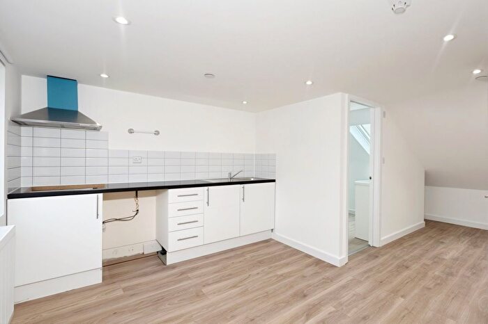 Studio To Rent In Fransfield Grove, London, SE26