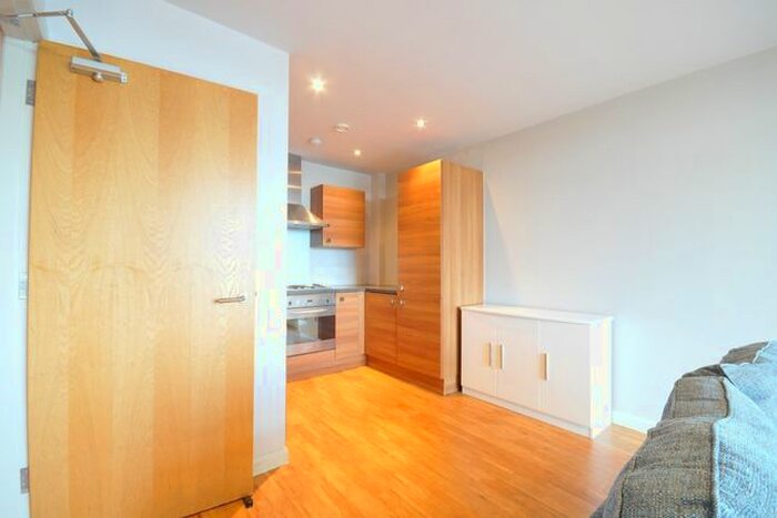 1 Bedroom Flat To Rent In Ludgate Hill, Manchester, M4