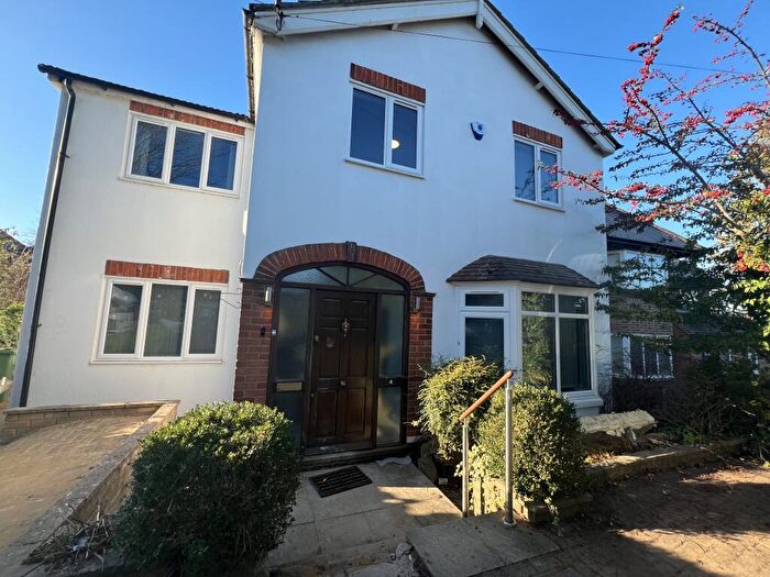 7 Bedroom Detached House For Sale In London Road, Buckingham, Buckinghamshire, MK18
