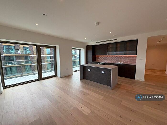 3 Bedroom Penthouse To Rent In India House, London, E16