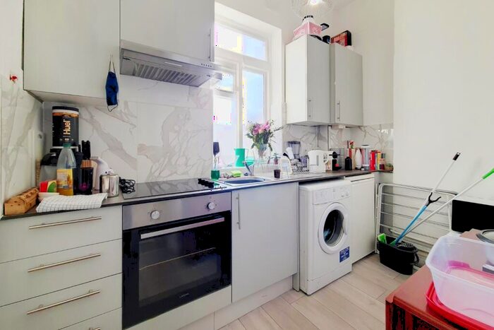 Studio To Rent In Camden High Street, Camden, London, NW1