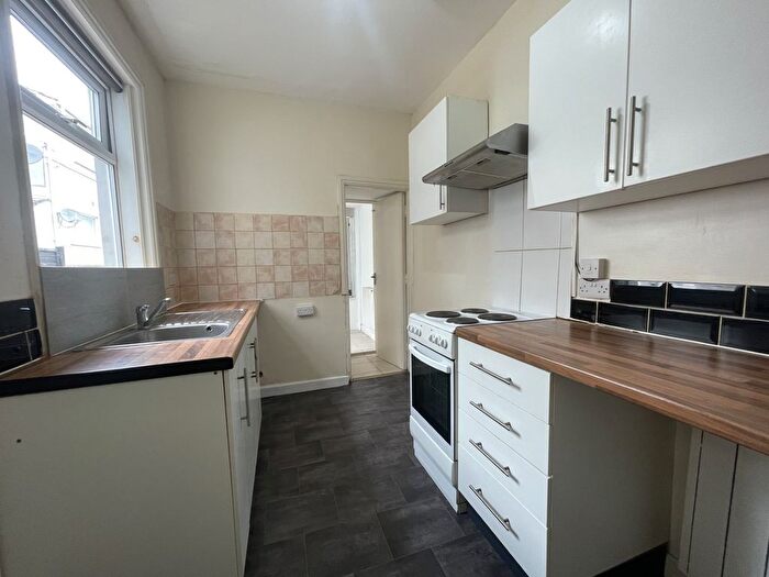 1 Bedroom Flat To Rent In Craven Street, Northampton, Northamptonshire, NN1