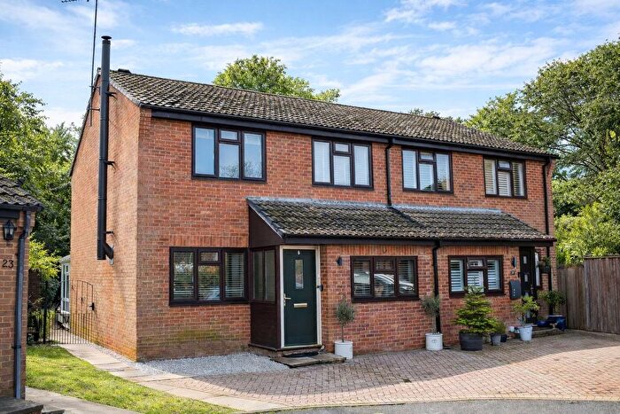 3 Bedroom Semi-Detached House For Sale In Sycamore Road, Hordle, Lymington, SO41