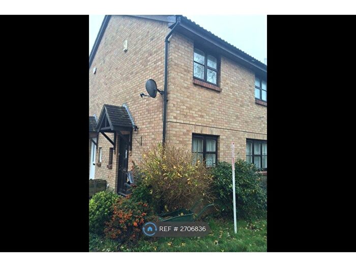 1 Bedroom Terraced House To Rent In Tiptoe Close, Northampton, NN3