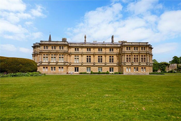 3 Bedroom Apartment For Sale In Sherborne House, Sherbourne, Cheltenham, Glos, GL54