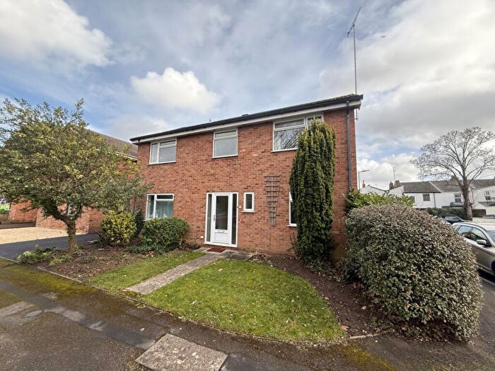 4 Bedroom Detached House To Rent In Keynsham Bank, Cheltenham, GL52